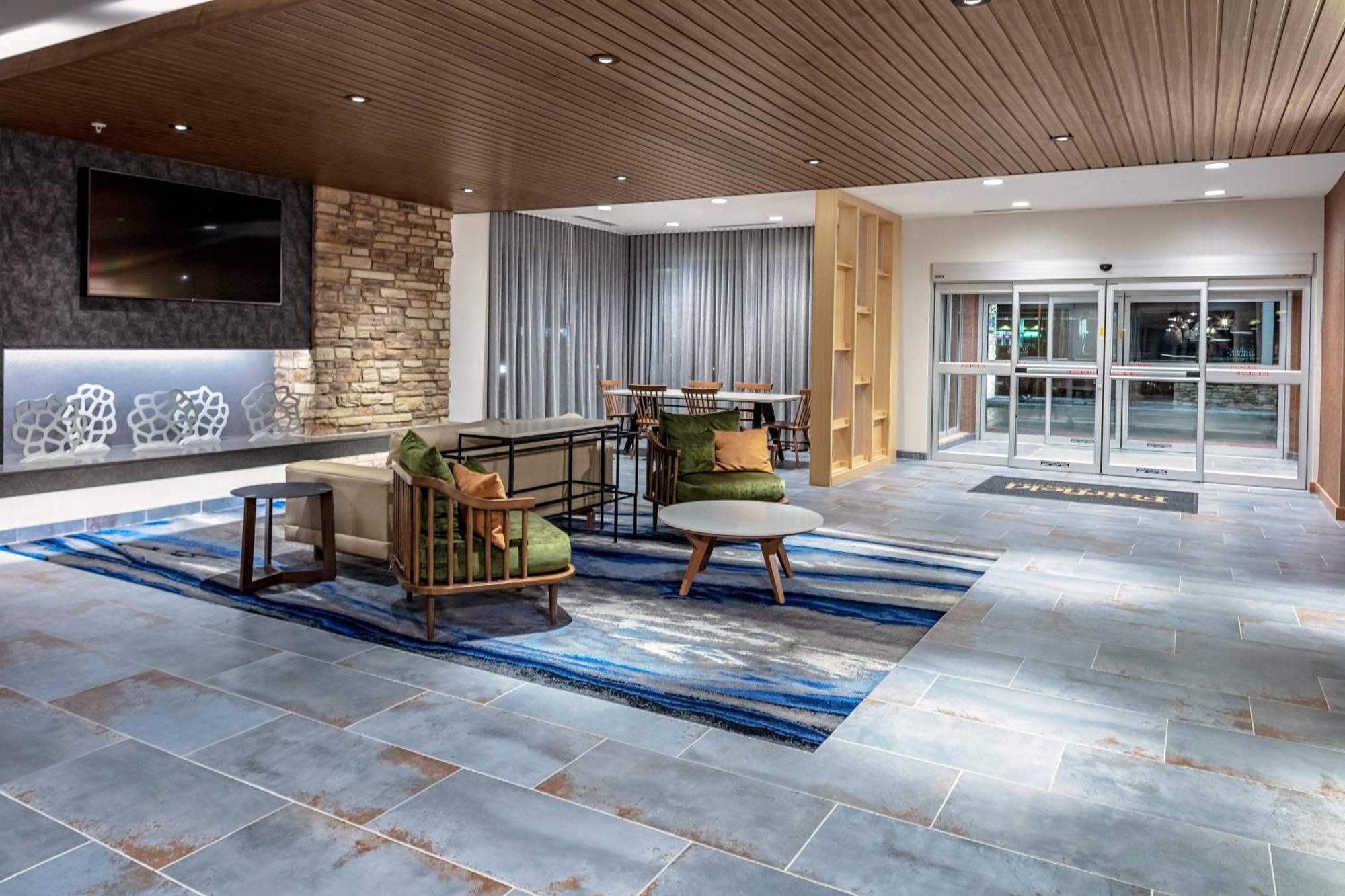 Отель Fairfield By Marriott Port Clinton Waterfront Экстерьер фото