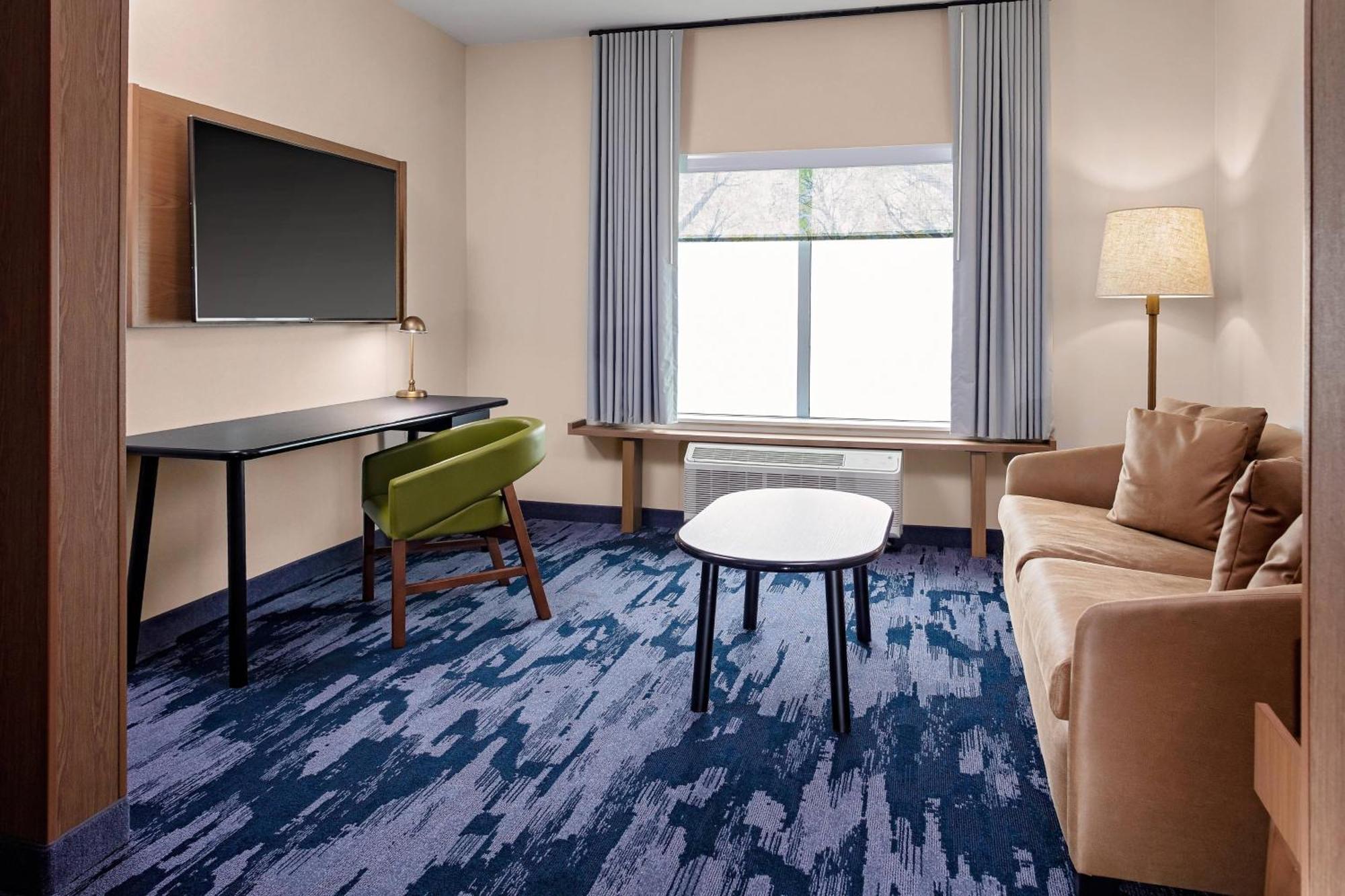 Отель Fairfield By Marriott Port Clinton Waterfront Экстерьер фото